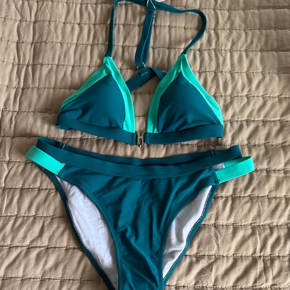 Cupshe Teal and Mint Bikini Set
